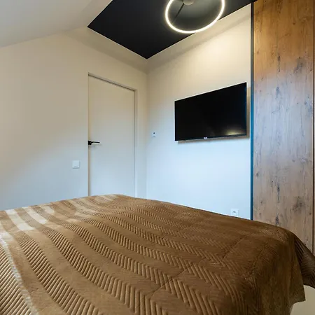 Dream View Stone Hill Z Jacuzzi Апартаменты *
